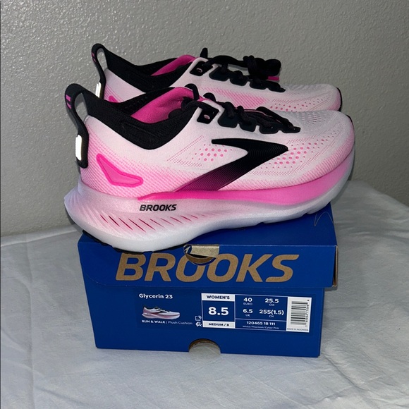 Brooks Women's Glycerin 23 in Pink and Black - Picture 5 of 9